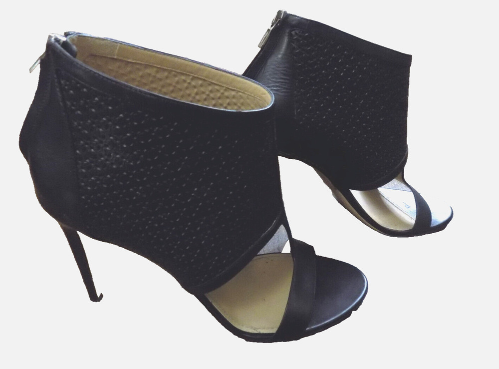 Salvatore Ferragamo Pacella Italian Leather 4" Heels Stiletto SEXY Sandals 9.5
